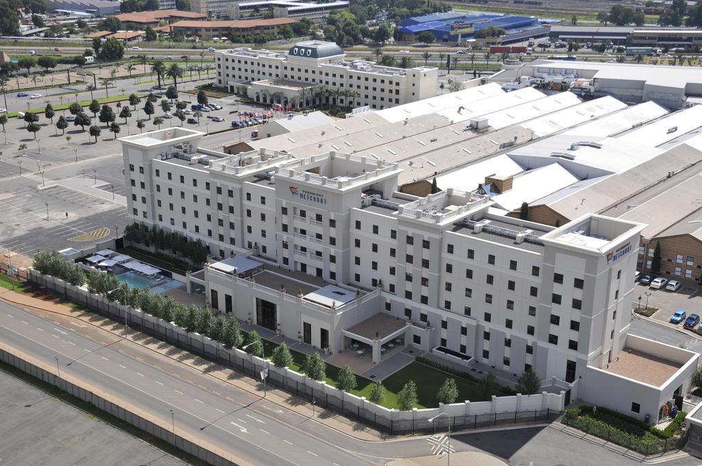Metcourt At Emperors Palace Kempton Park Exterior foto