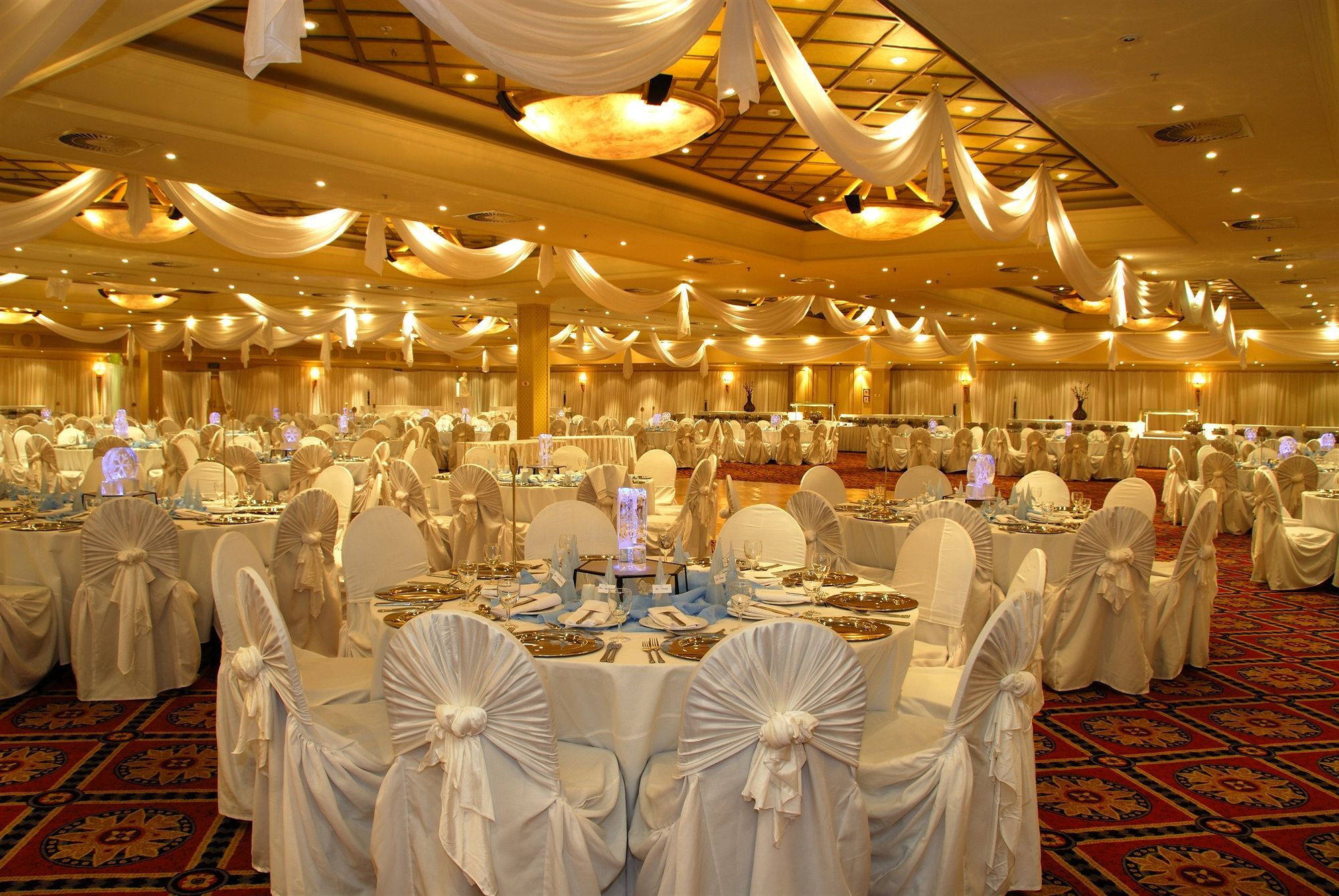 Metcourt At Emperors Palace Kempton Park Exterior foto